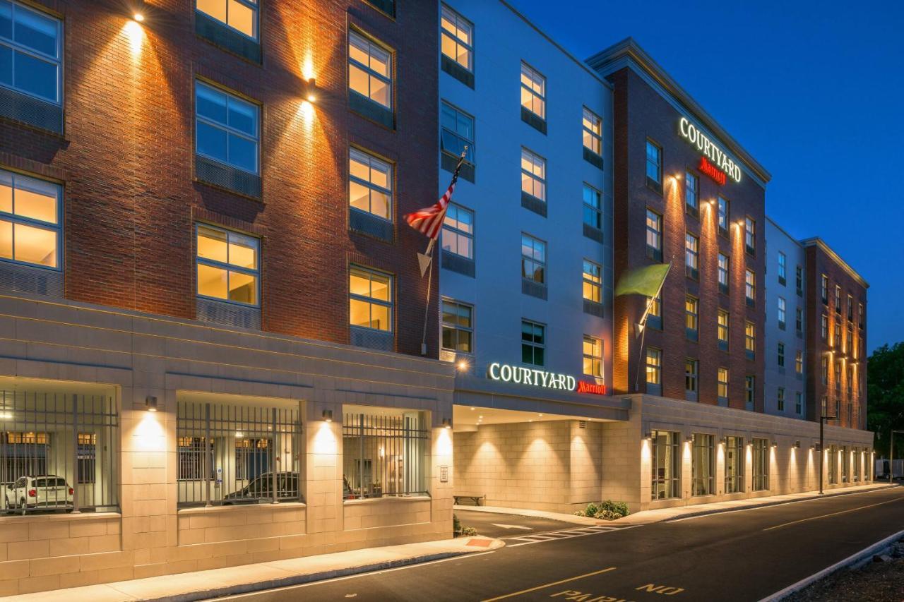 מלון Courtyard By Marriott Edgewater Nyc Area מראה חיצוני תמונה